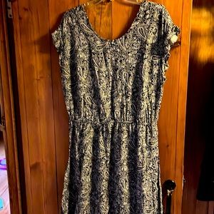 Black & White Old Navy Dress